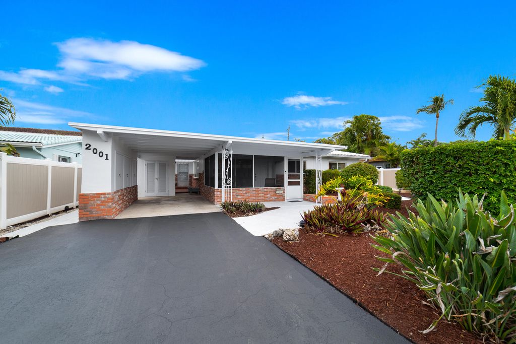 Photo of 2001 NE 30th Street, Fort Lauderdale, FL 33306 (MLS # R11161207)