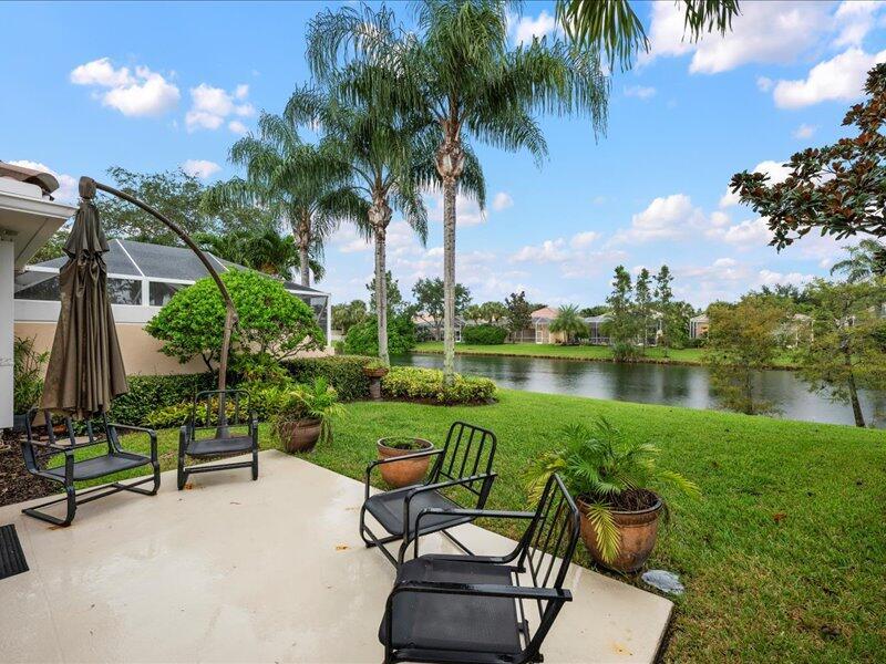 VILLAGEWALK OF WELLINGTON - Residential