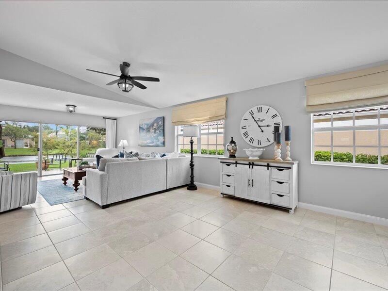 VILLAGEWALK OF WELLINGTON - Residential