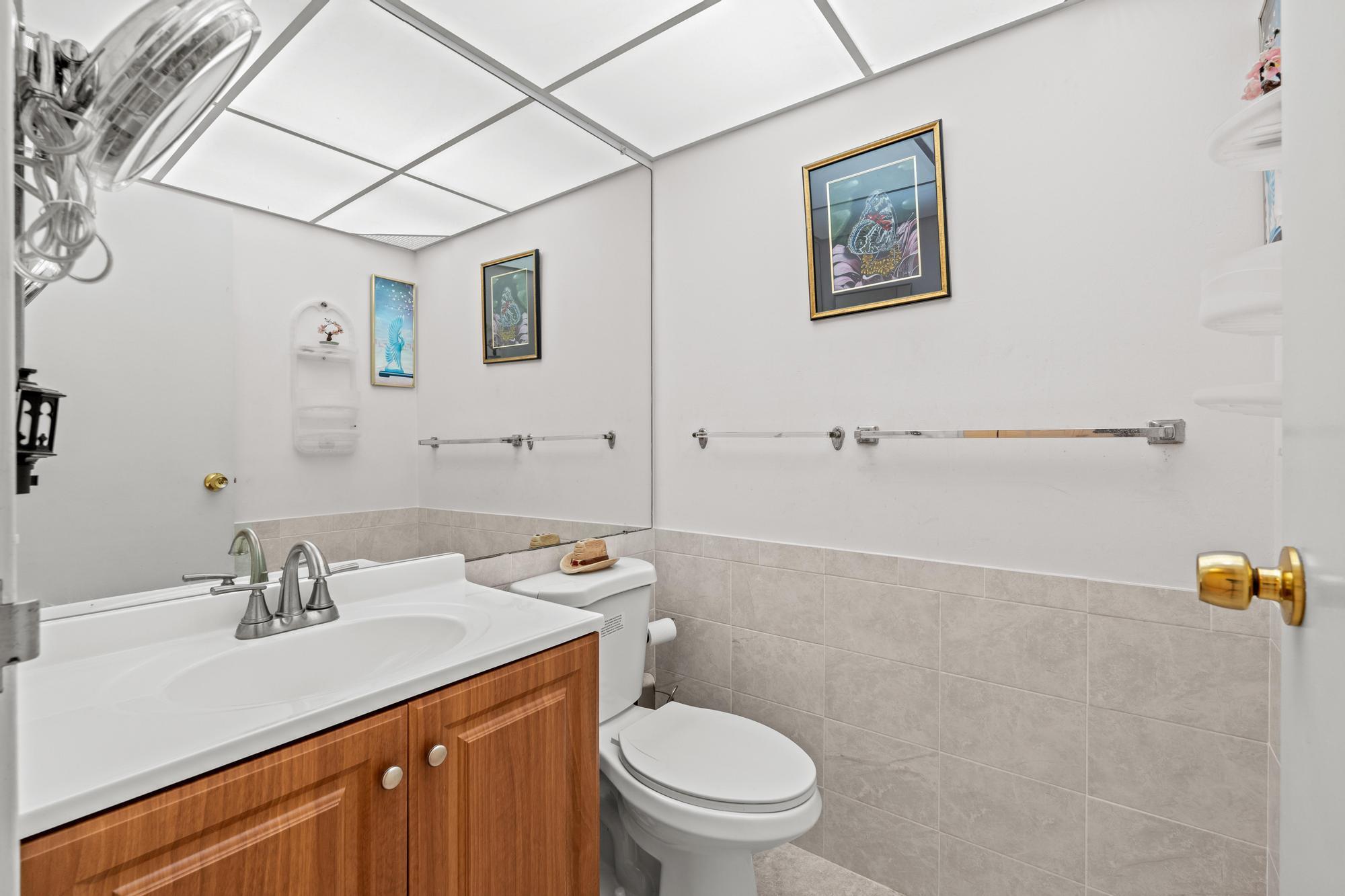 KINGS POINT SEVILLE CONDOS - Residential