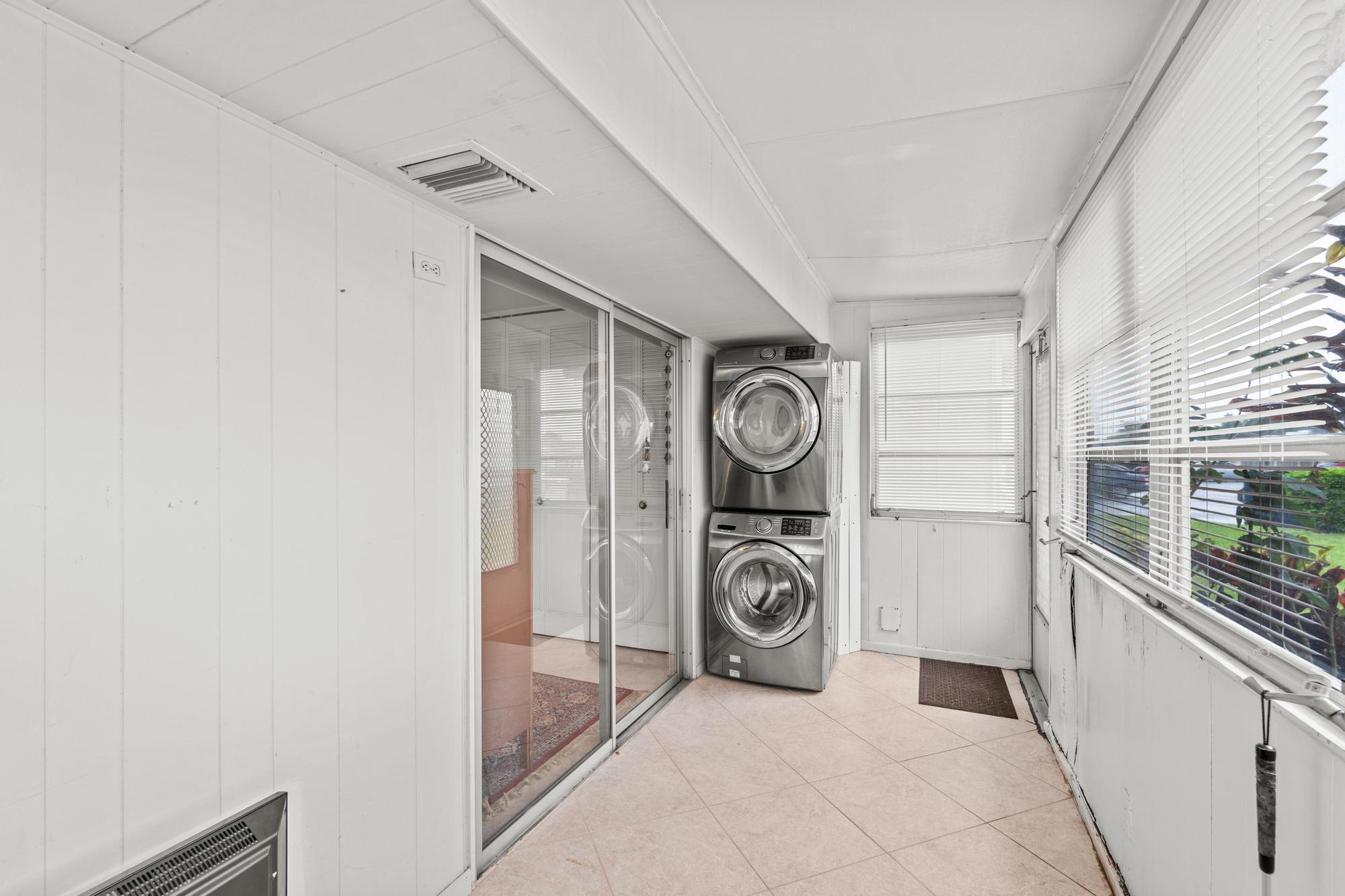 KINGS POINT SEVILLE CONDOS - Residential