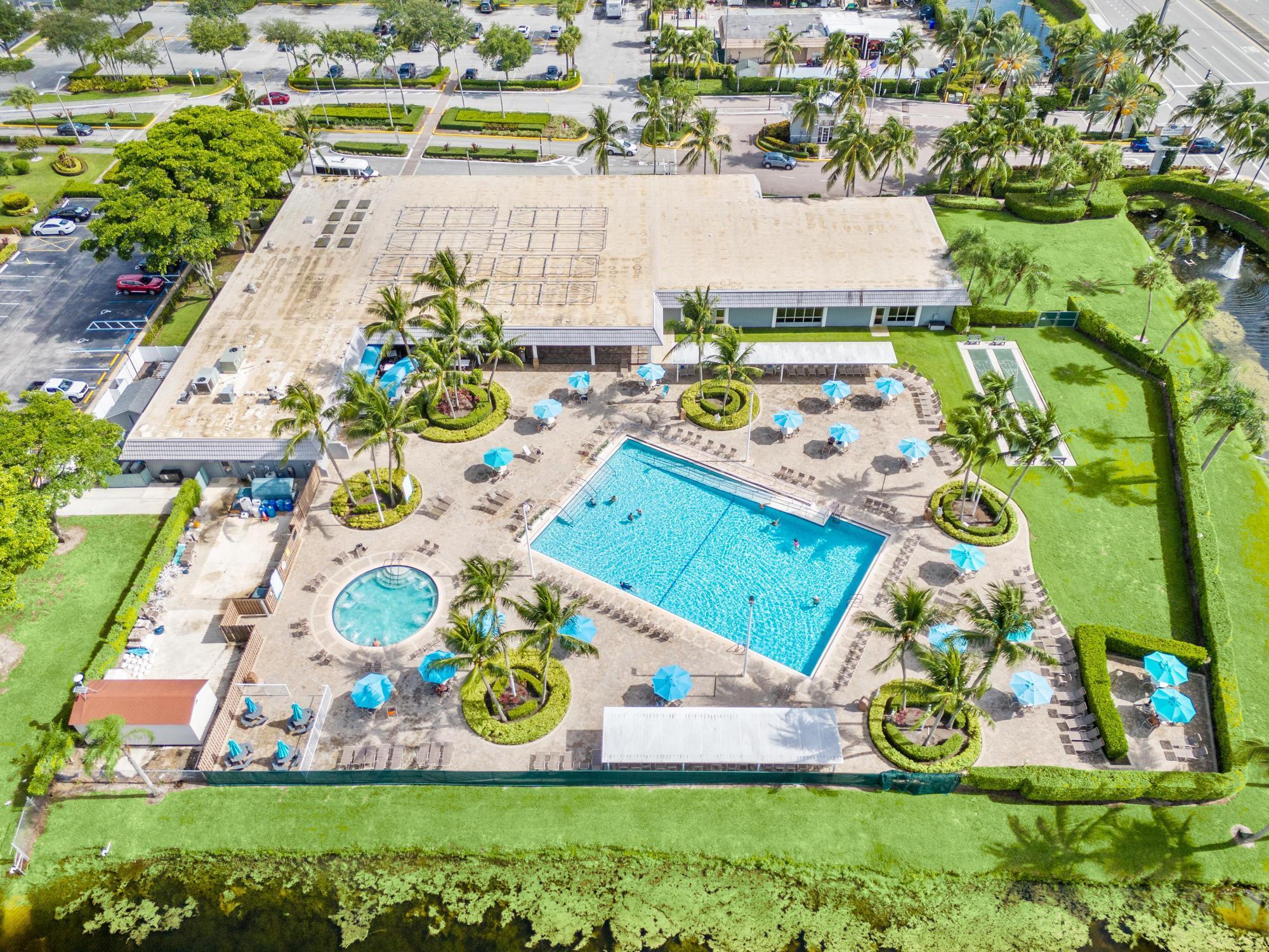 KINGS POINT SEVILLE CONDOS - Residential