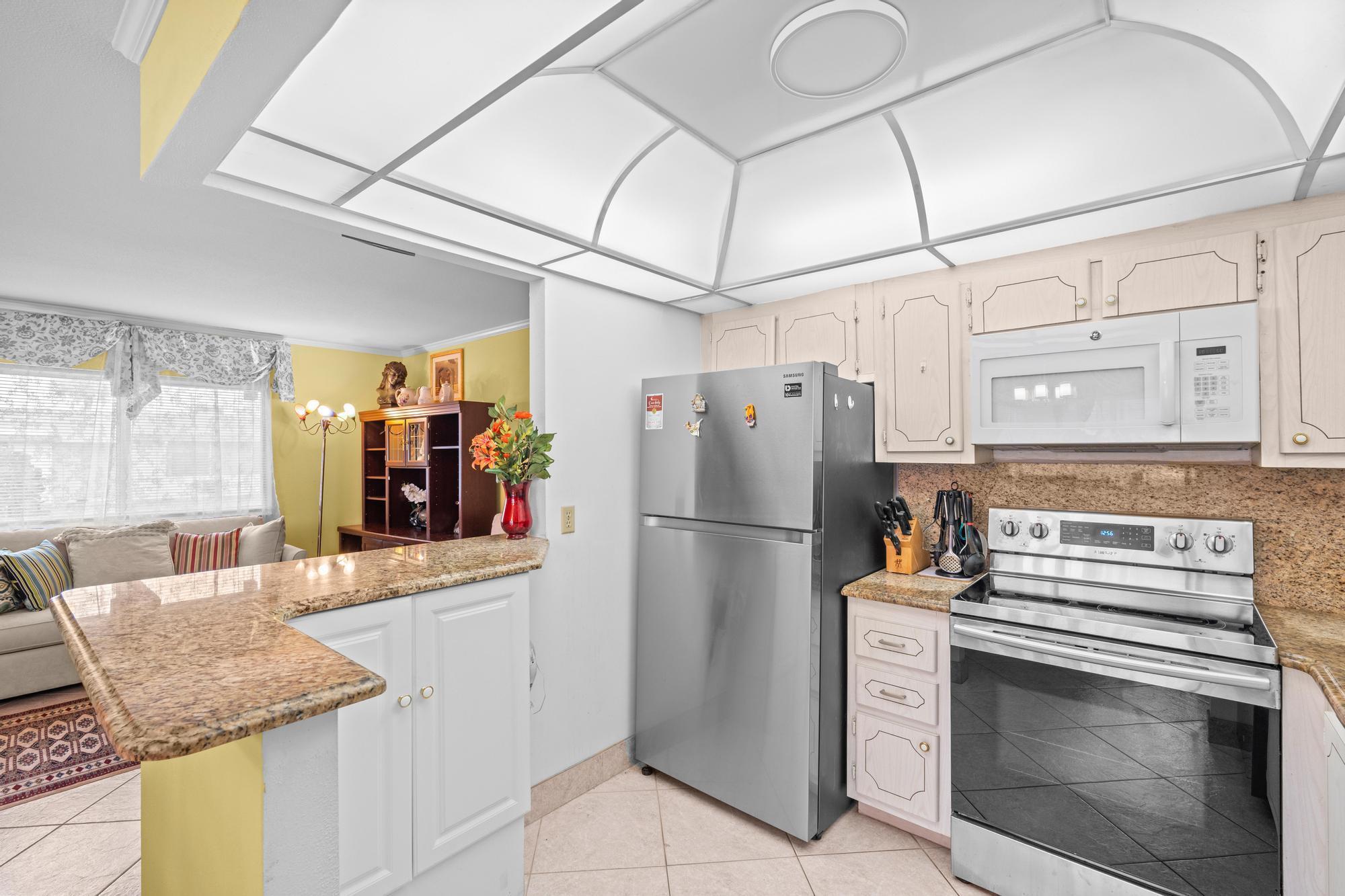 KINGS POINT SEVILLE CONDOS - Residential