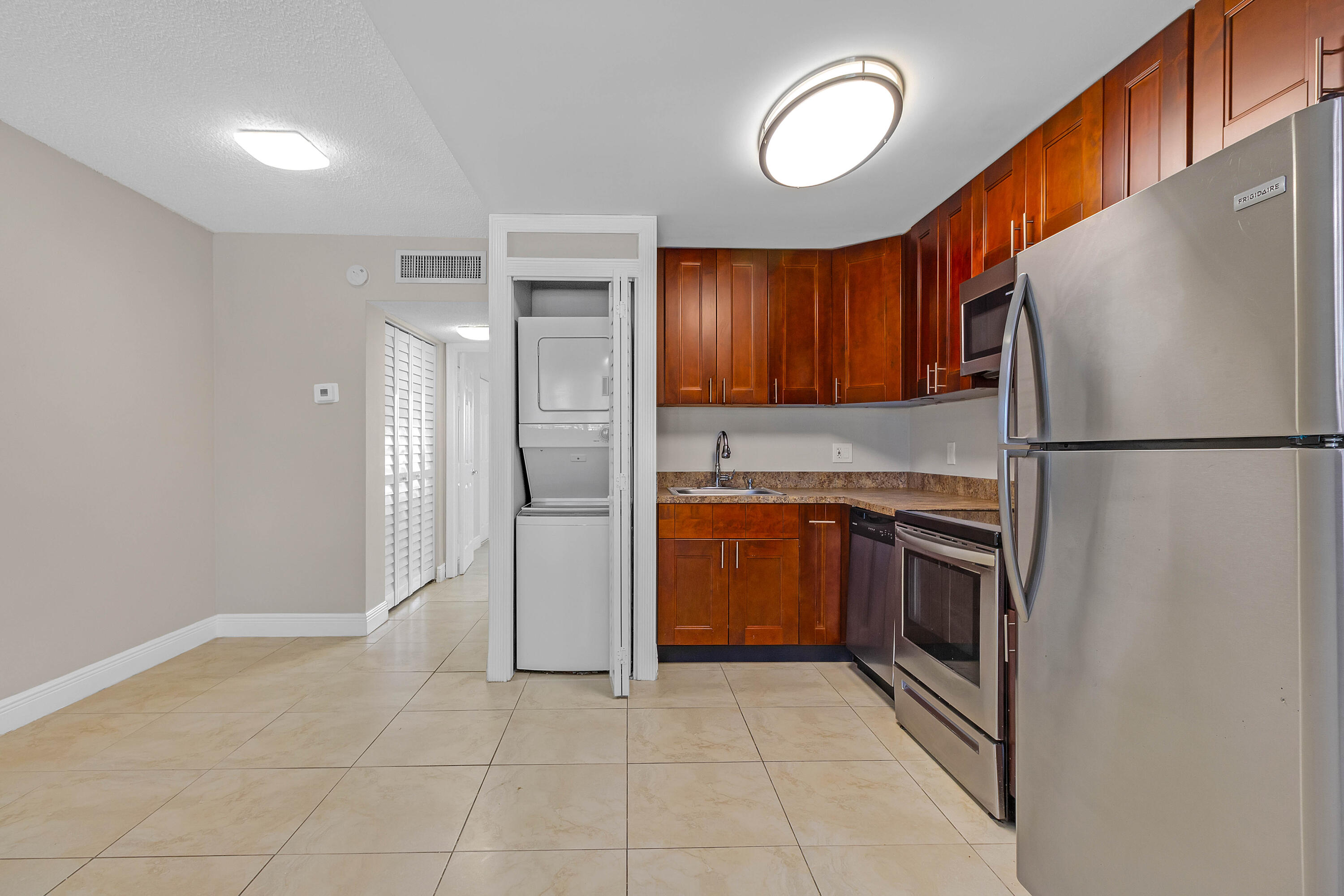 VILLA RICA - Residential Lease