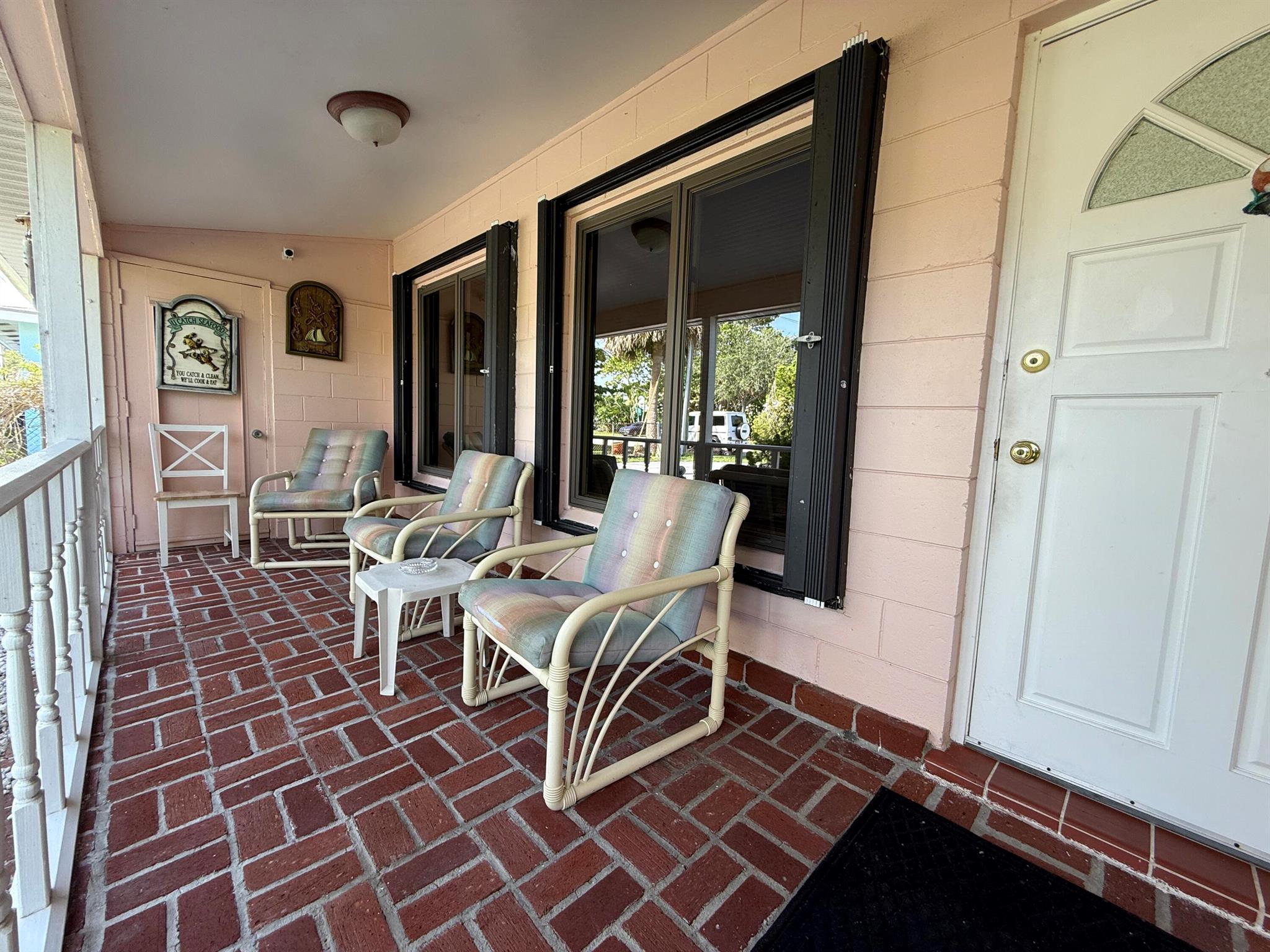 1810 Eucalyptus Avenue