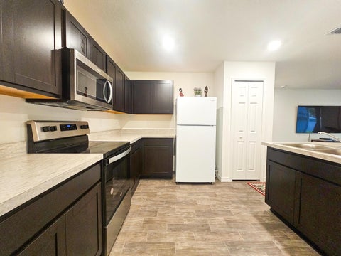 Tiny photo for 698 SE 25TH Drive, Okeechobee, FL 34974 (MLS # B26089781)
