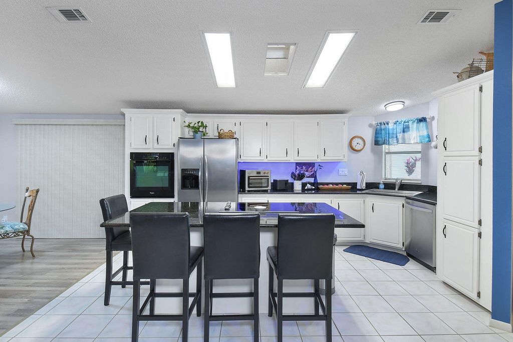 Photo of 3407 Ironwood Avenue, Port Saint Lucie, FL 34952 (MLS # R11139181)