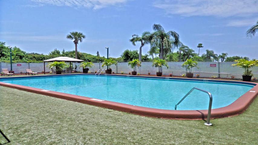 CROSSINGS OF BOYNTON BEAC - Residential