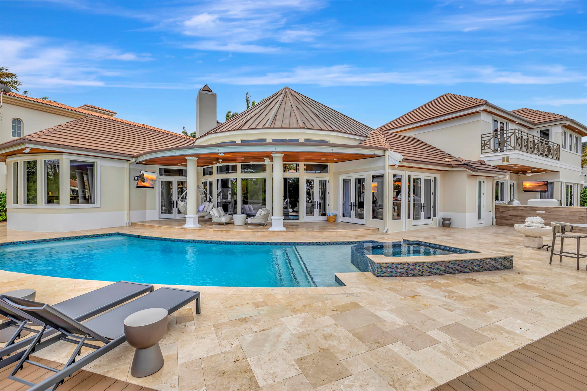 SANCTUARY - Residential