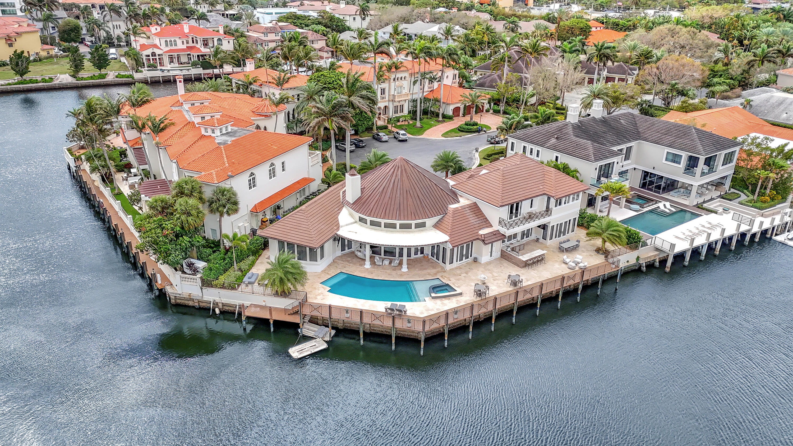 SANCTUARY - Residential