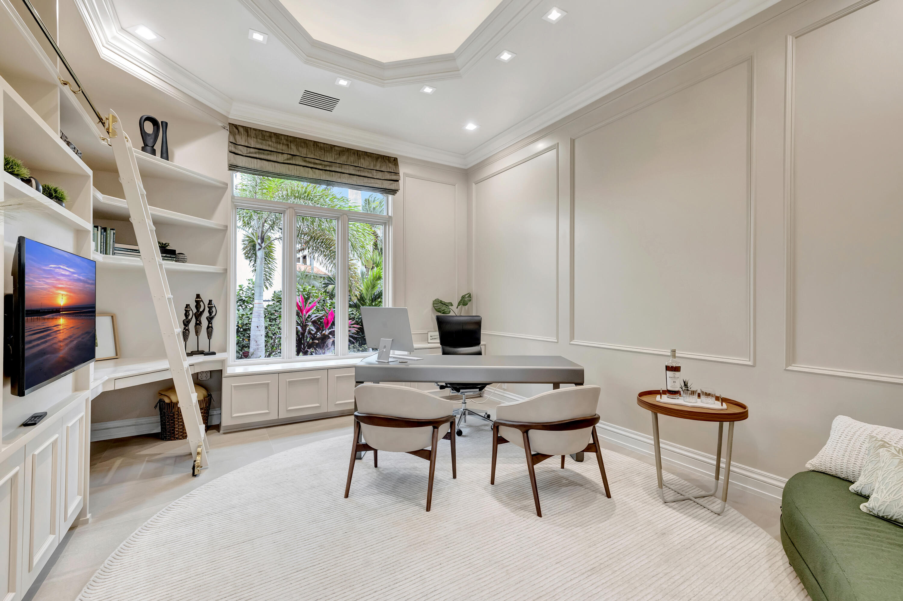 SANCTUARY - Residential