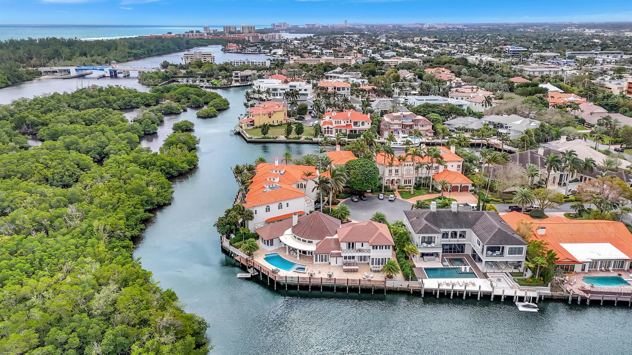 SANCTUARY - Residential