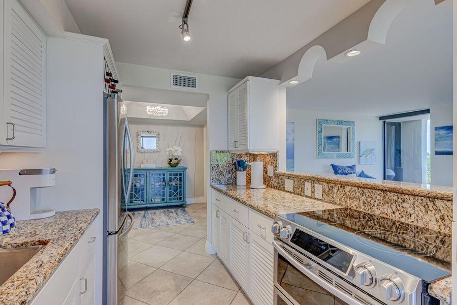 WATER GLADES CONDO - Residential