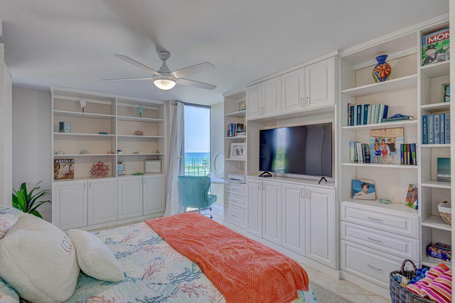 WATER GLADES CONDO - Residential