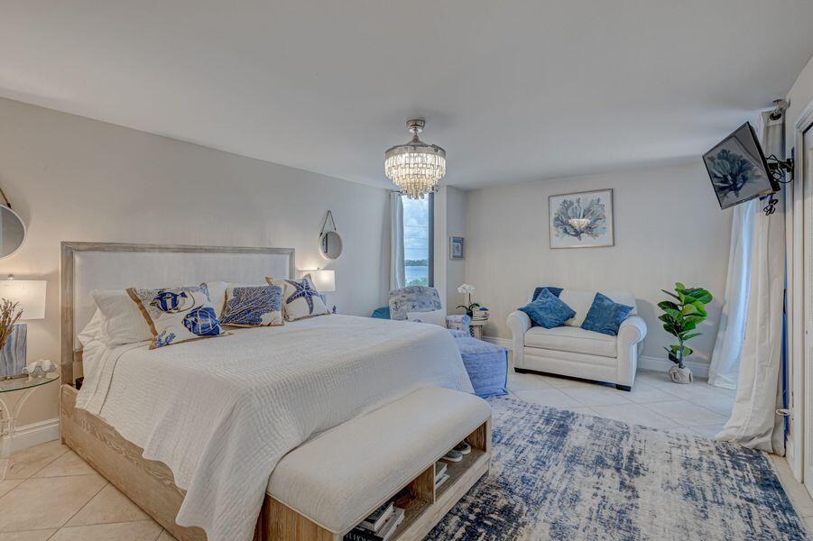 WATER GLADES CONDO - Residential