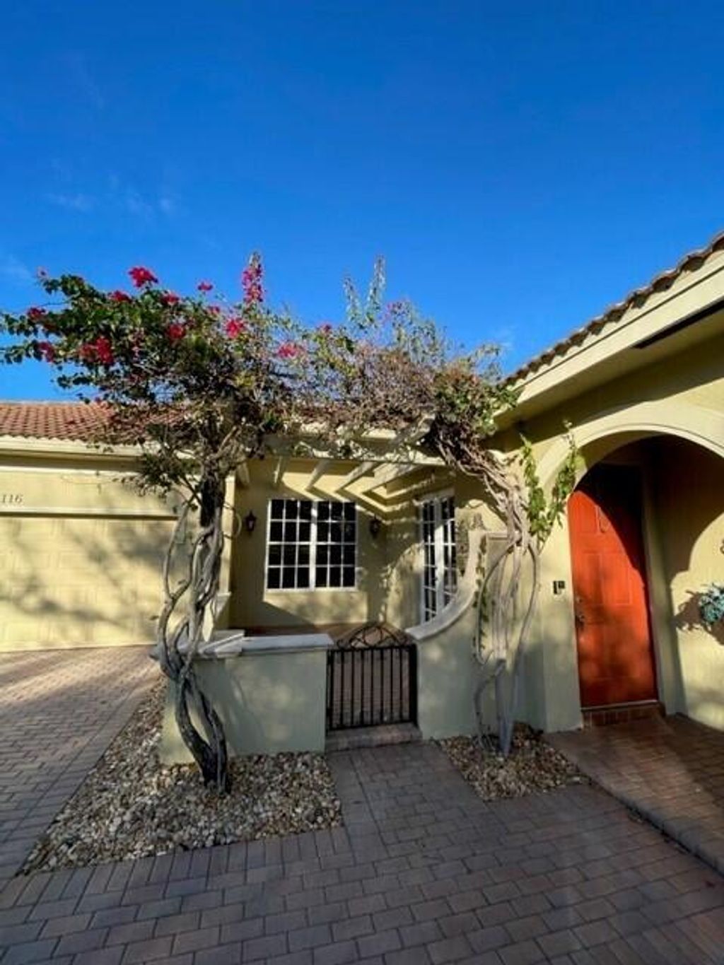 Photo of 116 Via Rosina, Jupiter, FL 33458 (MLS # R11061794)