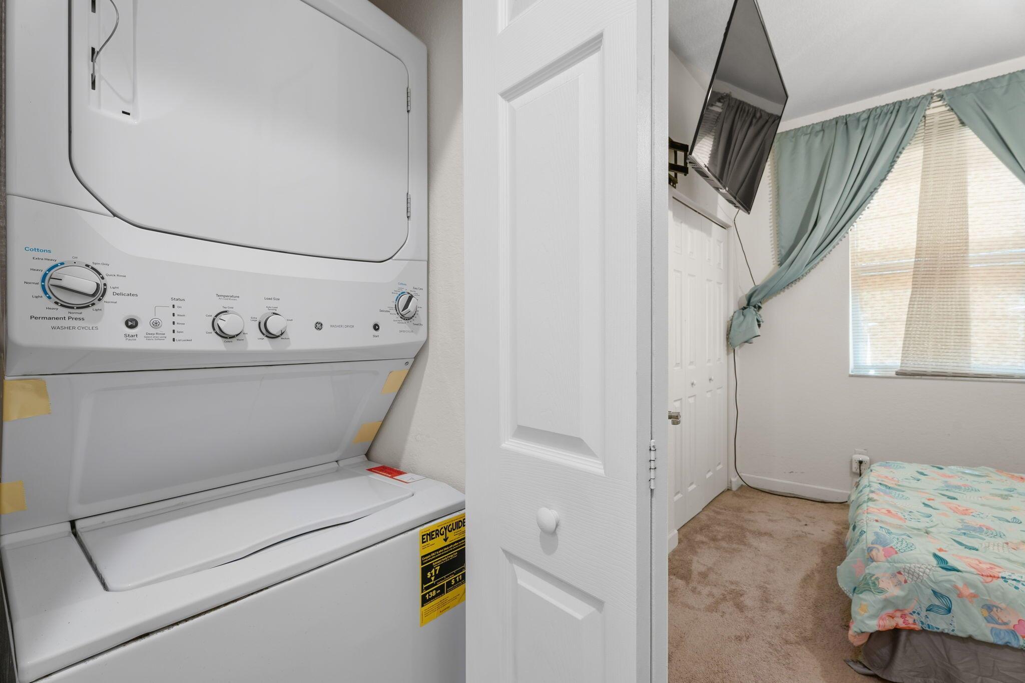 CHARLESTON COMMONS 2 - Residential Lease