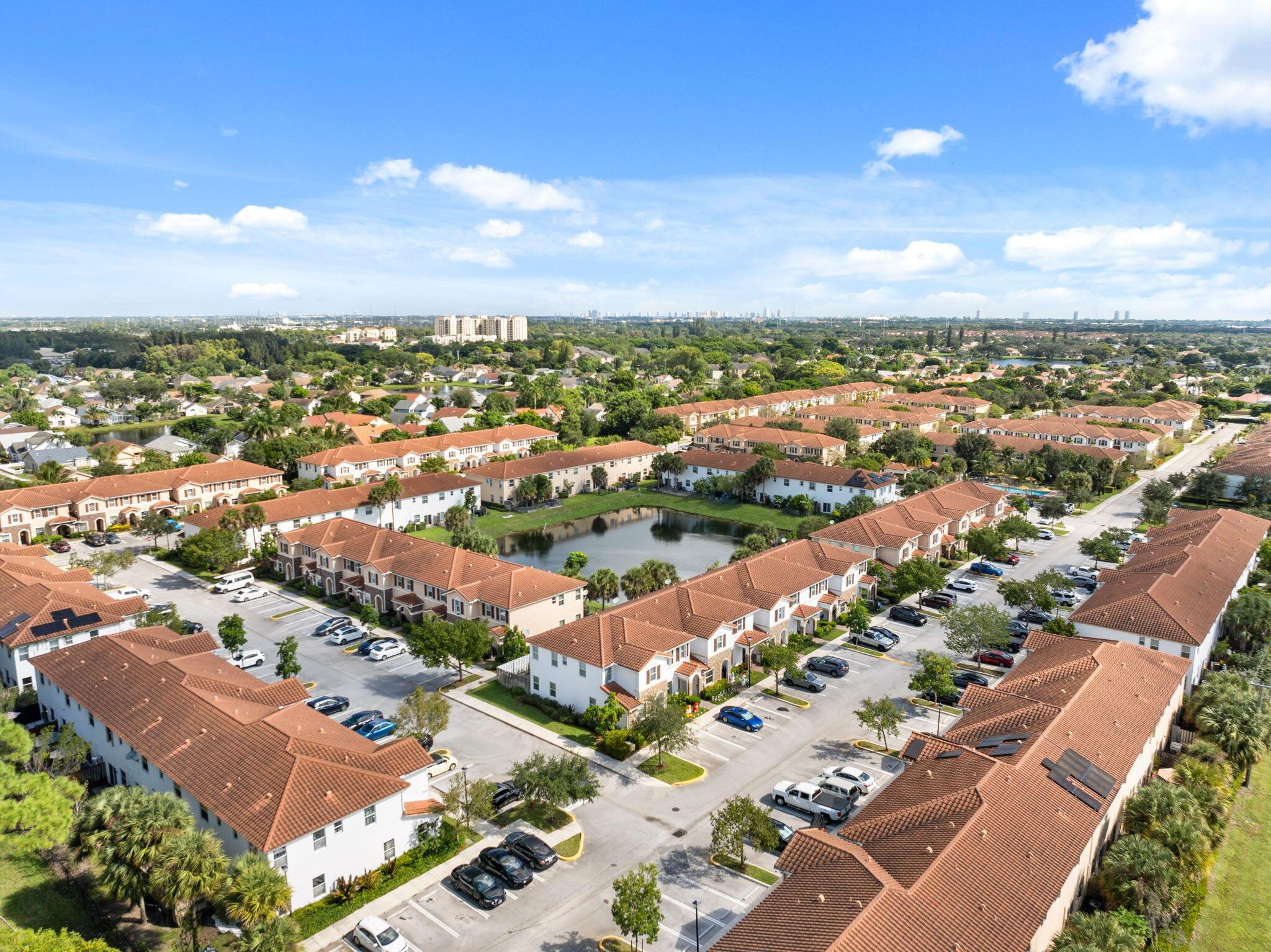 CHARLESTON COMMONS 2 - Residential Lease