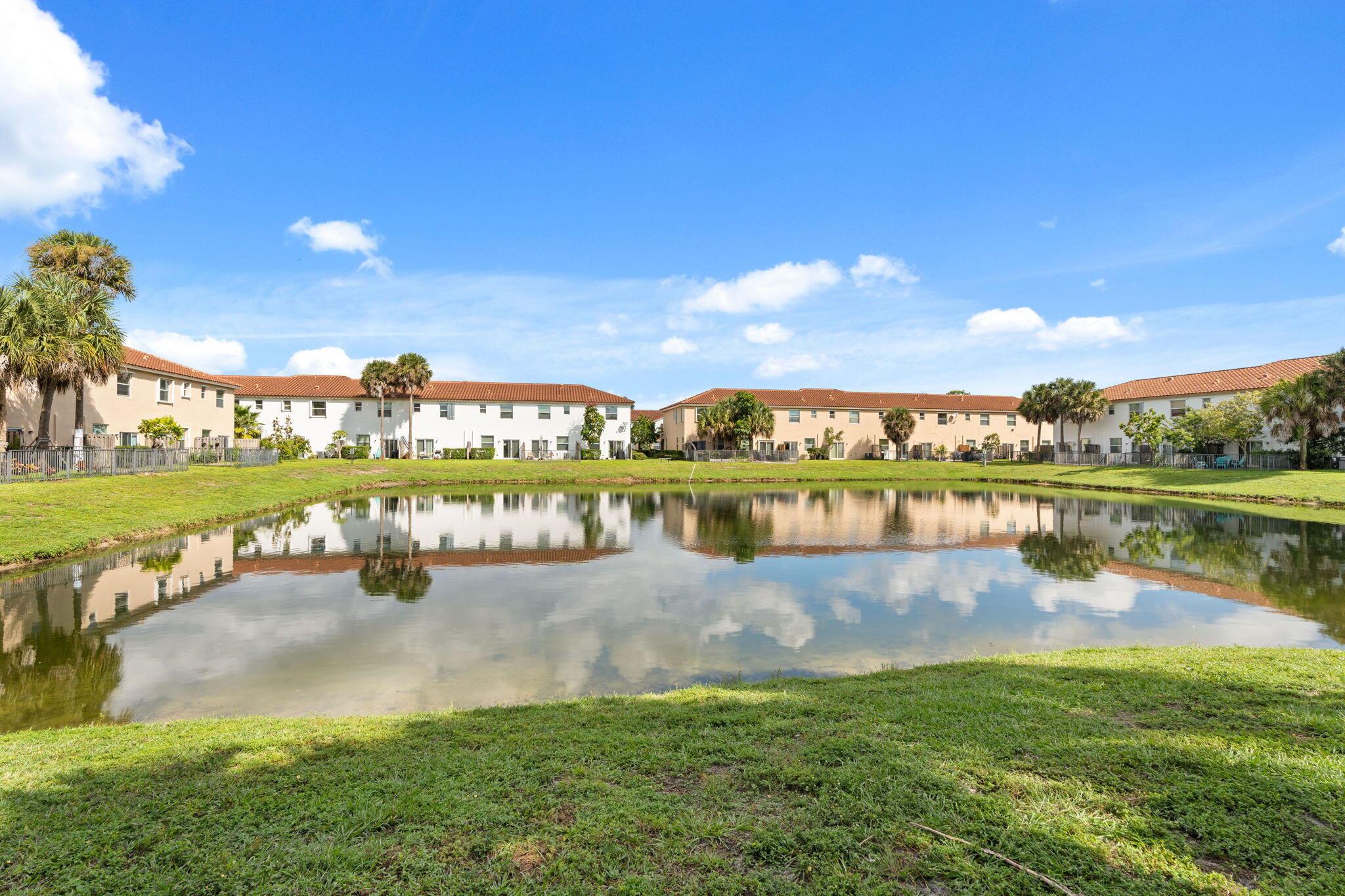 CHARLESTON COMMONS 2 - Residential Lease