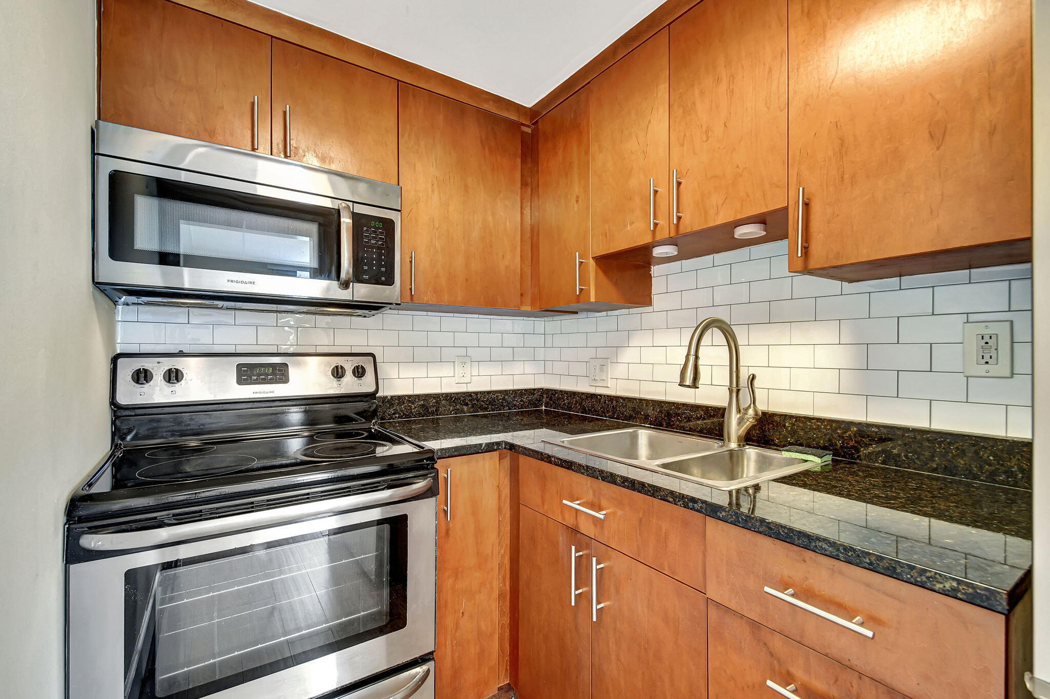 GULFSTREAM CONDO - Residential Lease