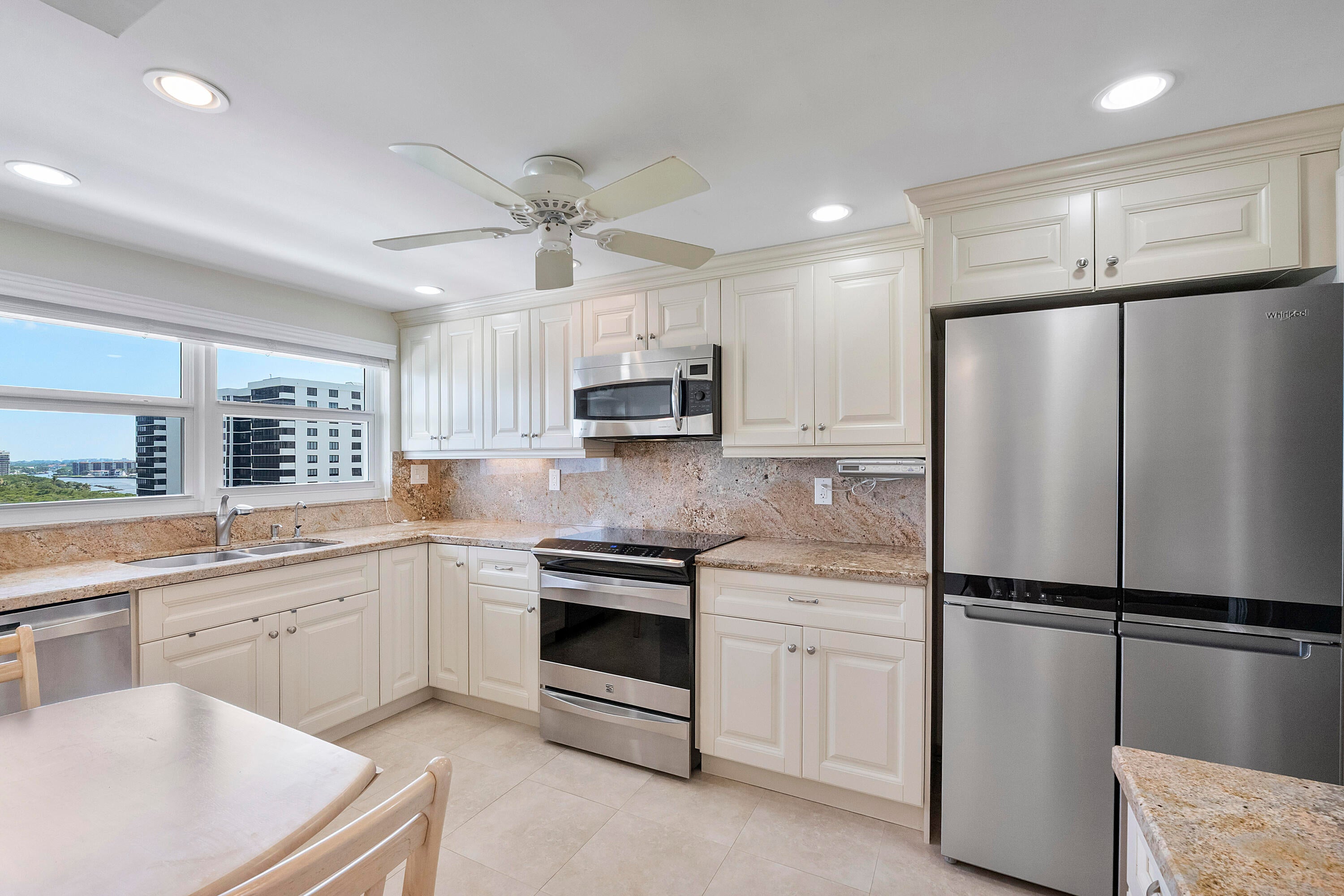 3300 S OCEAN Boulevard 1021-C
