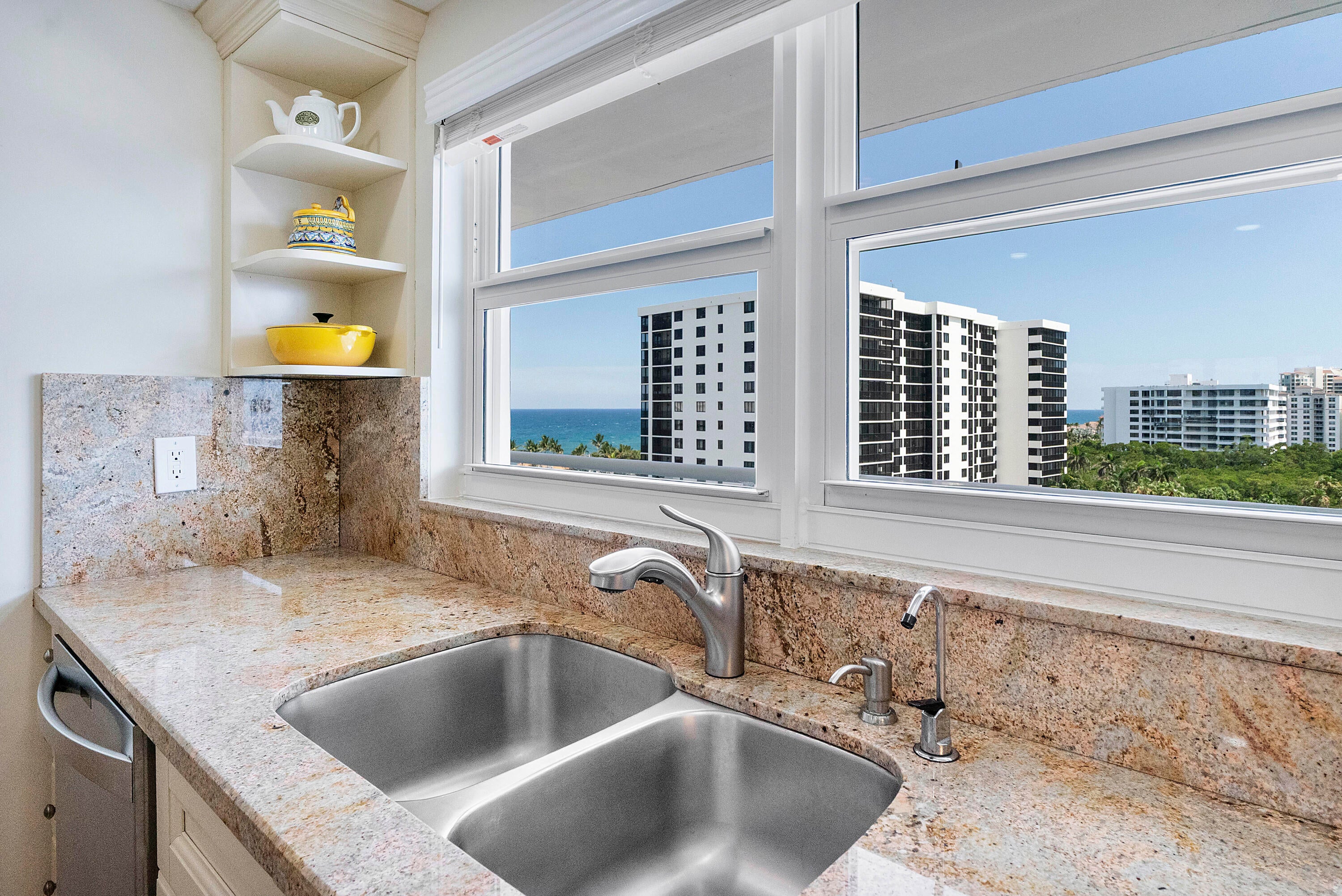 3300 S OCEAN Boulevard 1021-C