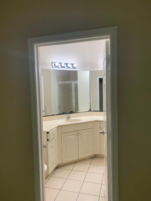 MARSH HARBOUR 50 CONDO - Residential Lease