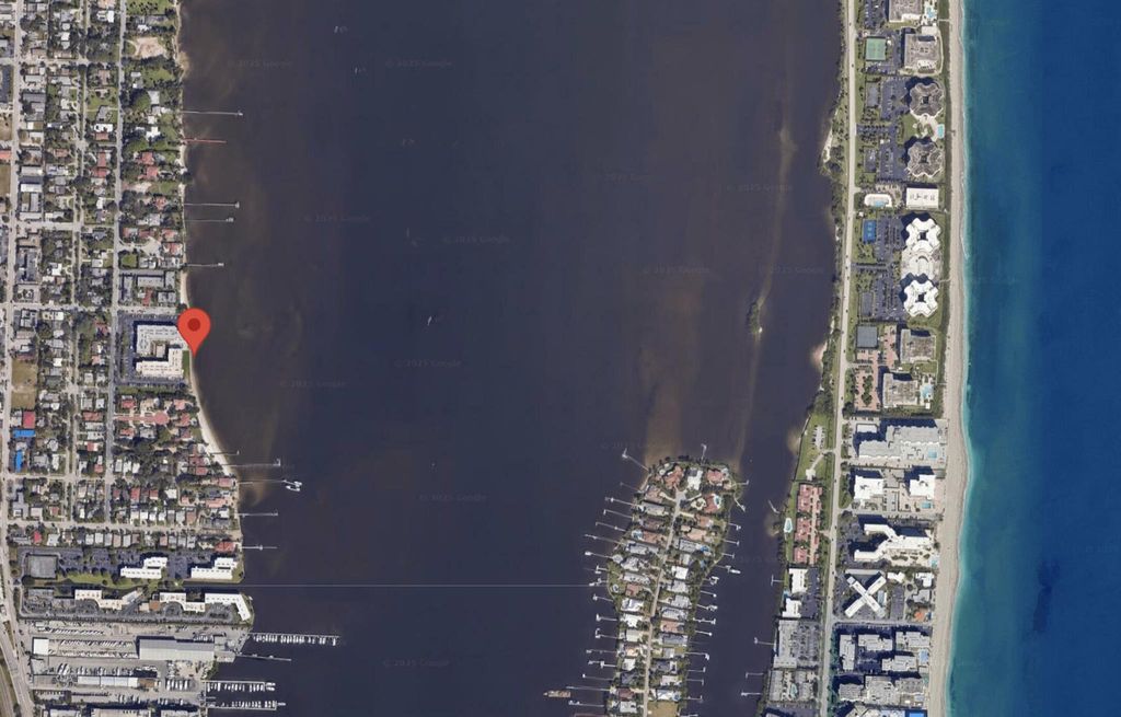 Photo of 1516 S Lakeside 403 Drive #403, Lake Worth Beach, FL 33460 (MLS # R11105789)