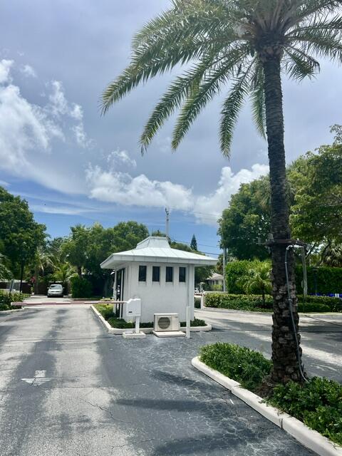 5200 N Flagler Drive 503