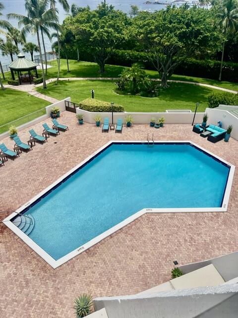 5200 N Flagler Drive 503