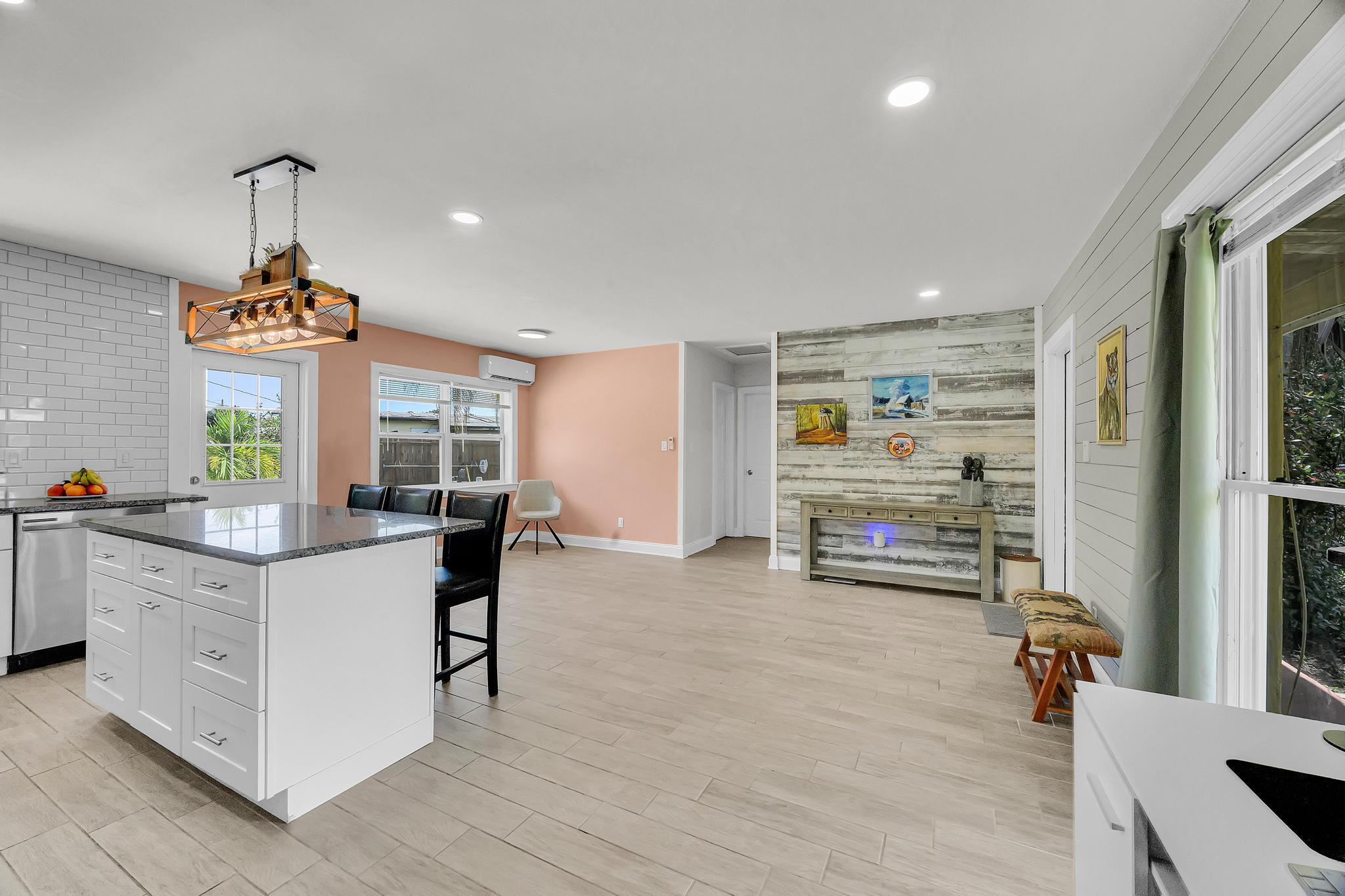 RIVER PARK UNIT 5 - Residential