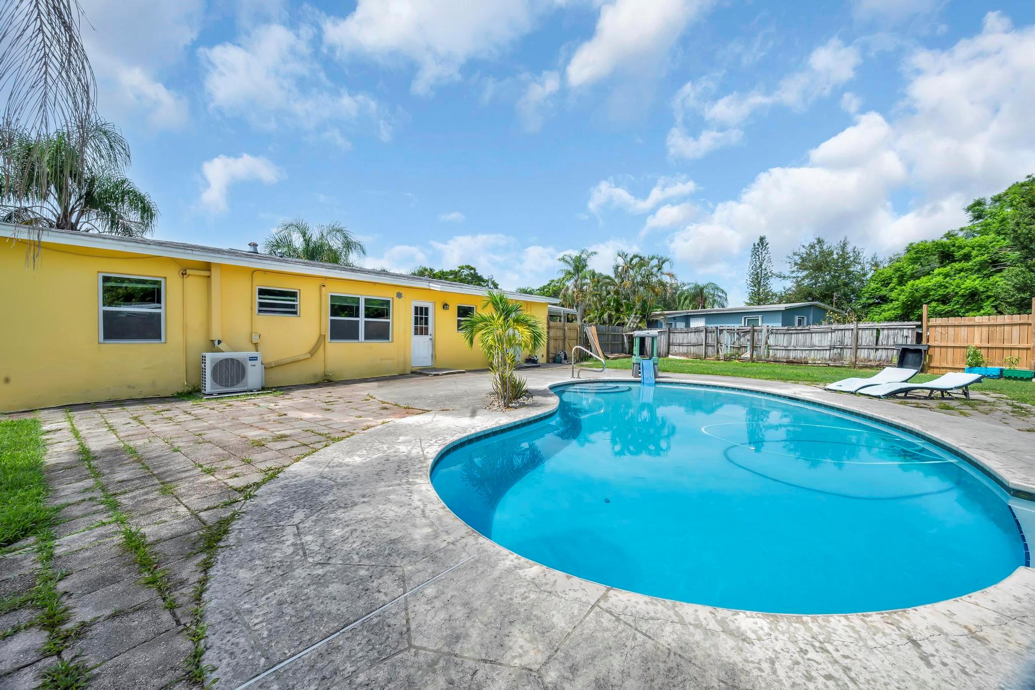 RIVER PARK UNIT 5 - Residential