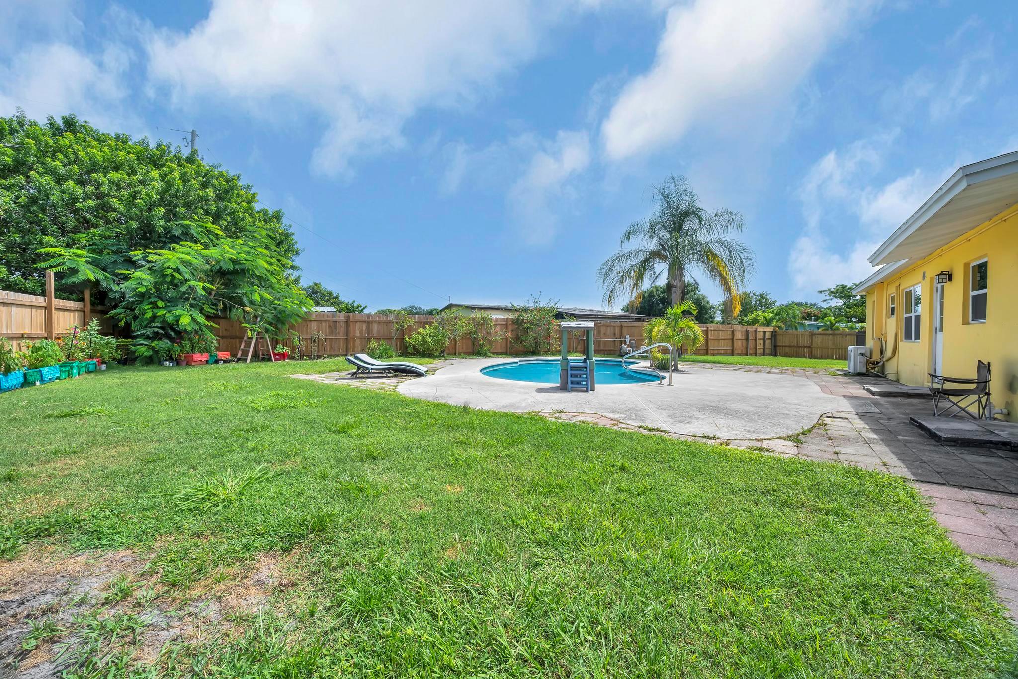 RIVER PARK UNIT 5 - Residential