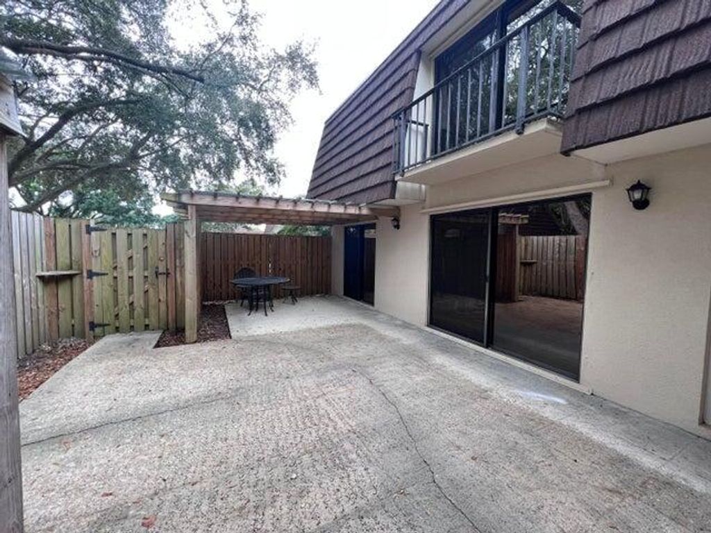 Photo of 406 4th Lane, Palm Beach Gardens, FL 33418 (MLS # R11044161)