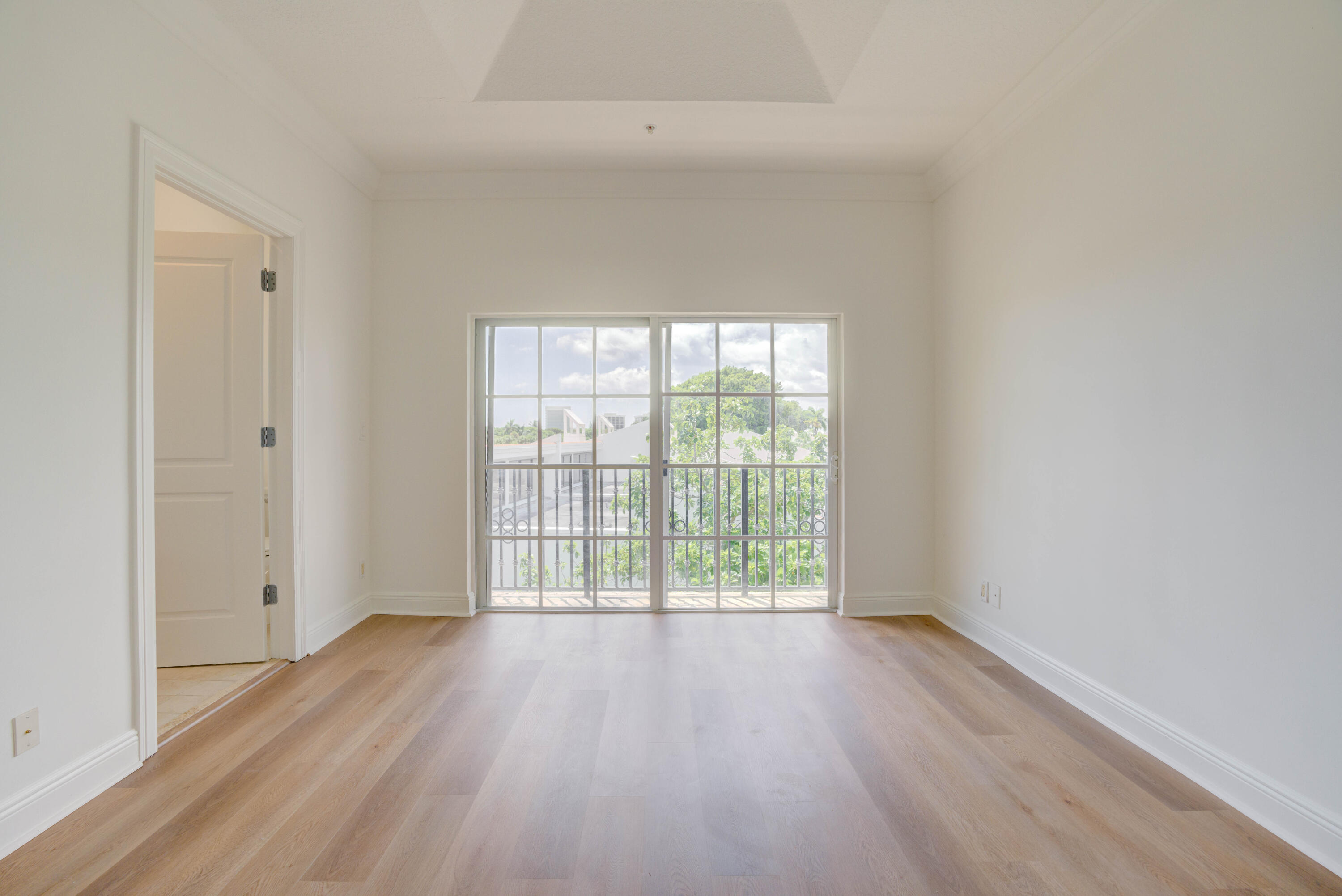 EMBASSY PLACE CONDO - Residential Lease