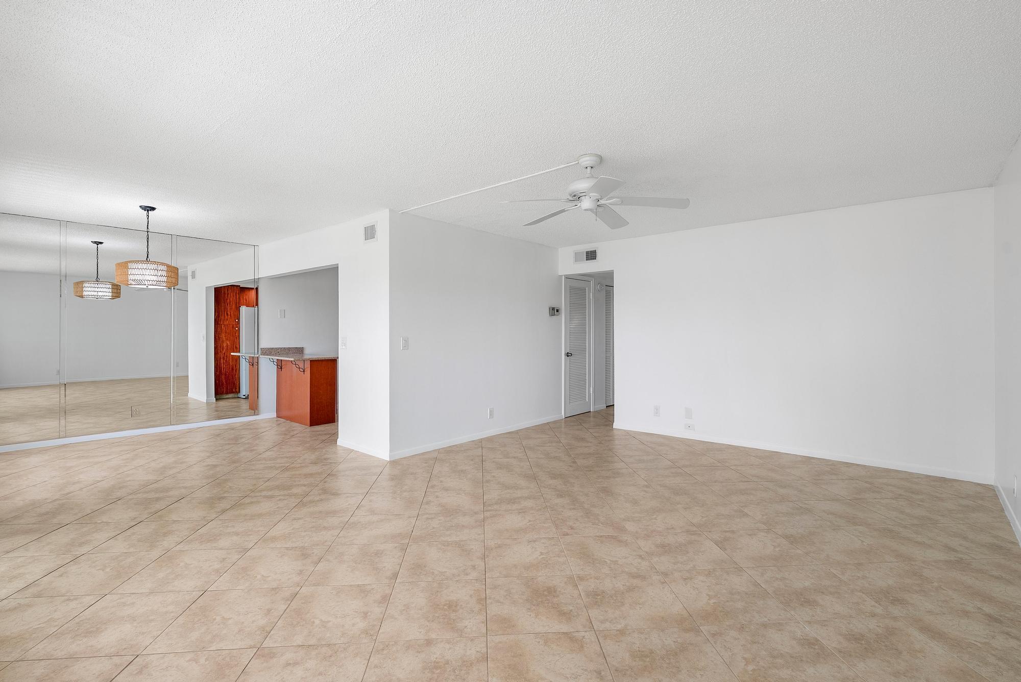 WELLINGTON CONDOS - Residential
