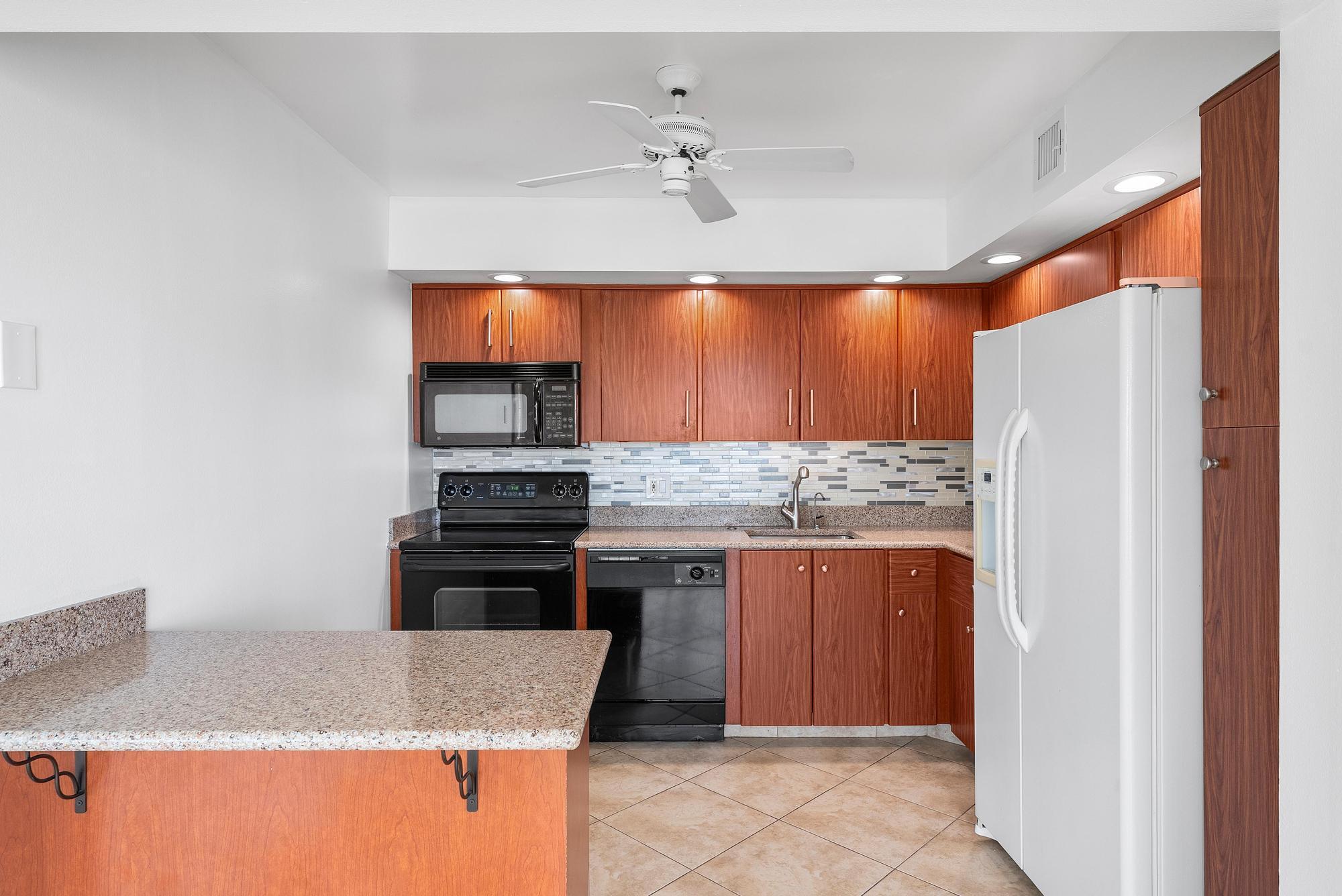 WELLINGTON CONDOS - Residential