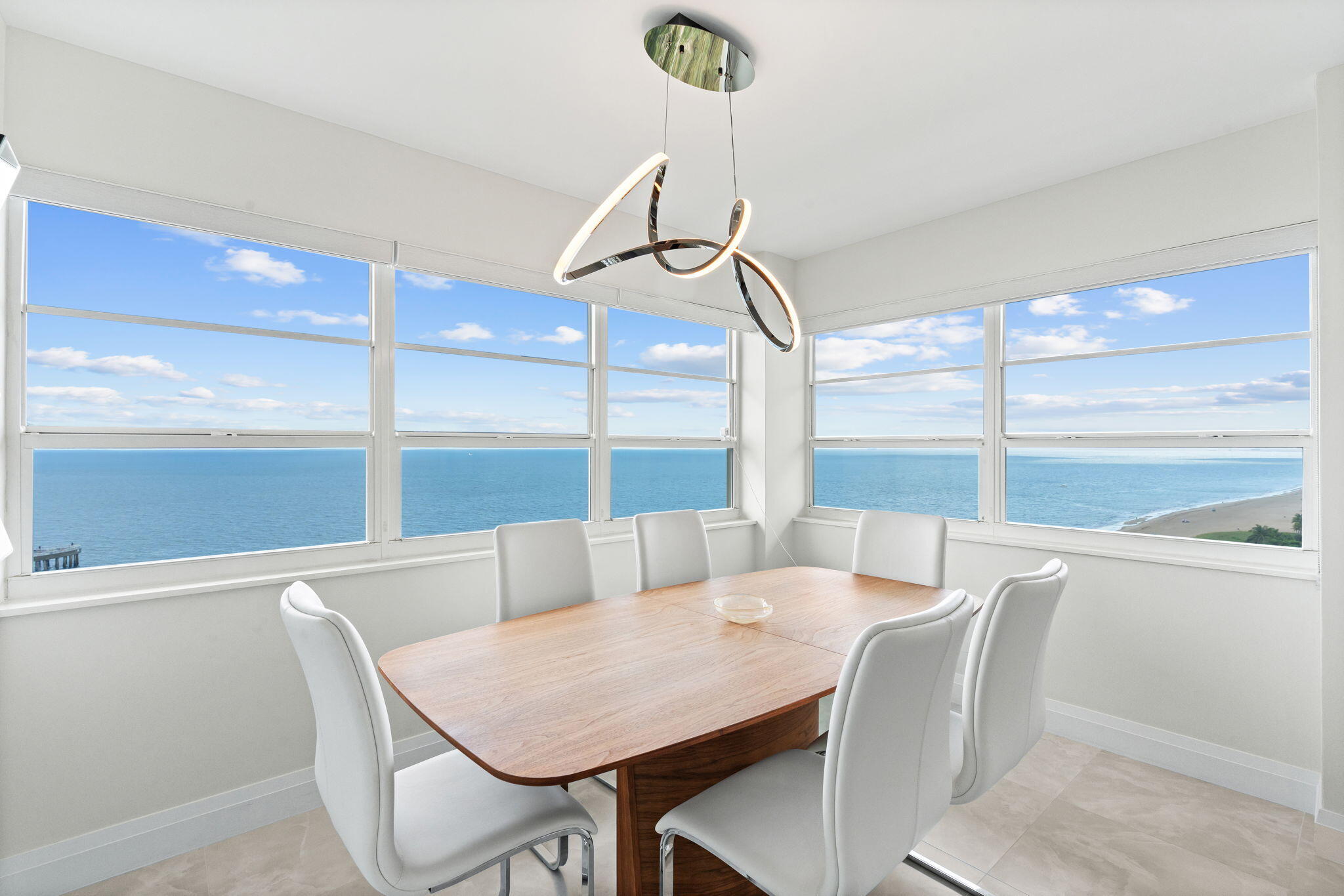 133 N POMPANO BEACH Boulevard PH-11