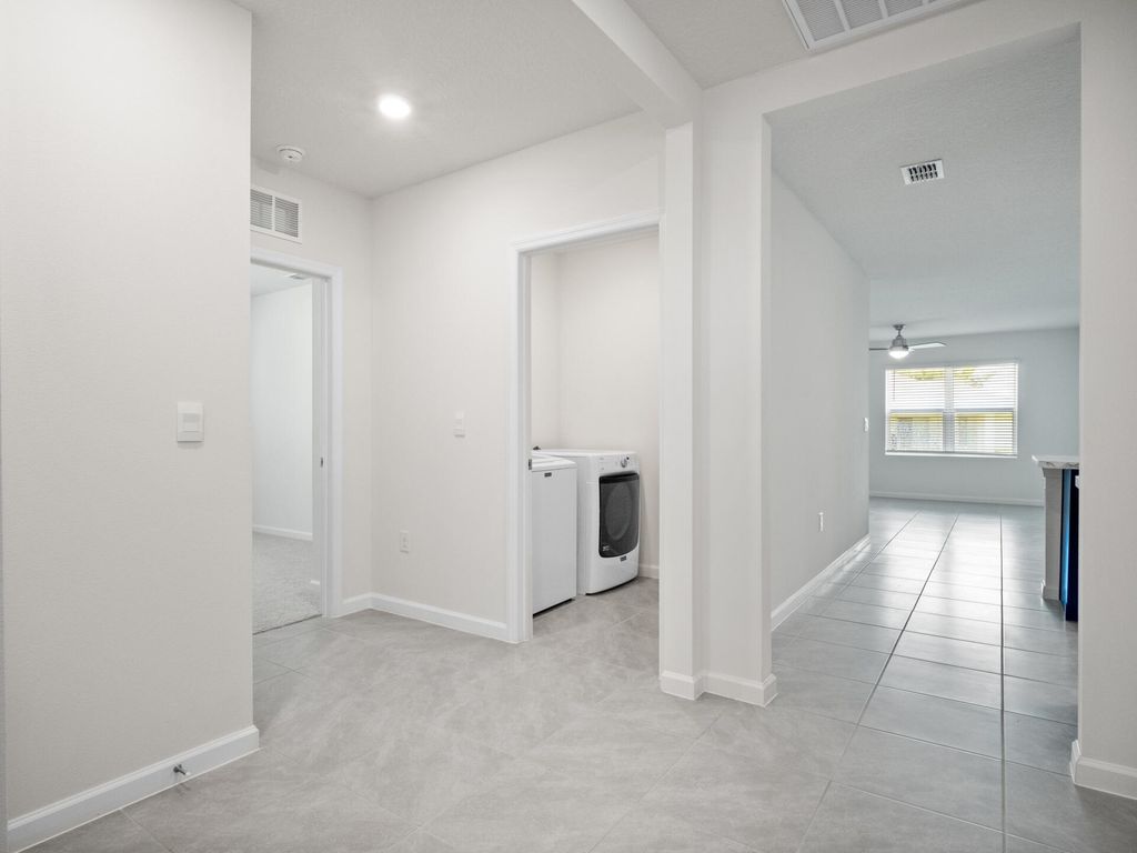 Photo of 107 Pelican Island Place, Sebastian, FL 32958 (MLS # R11002801)