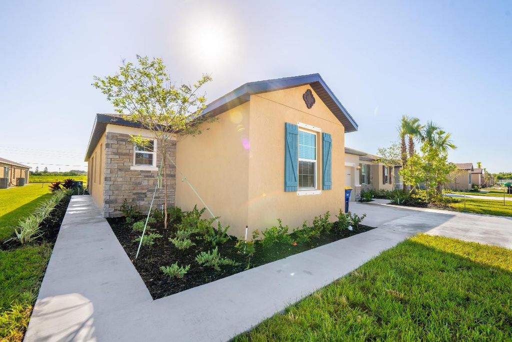 Photo of 1712 Party Place, Fort Pierce, FL 34947 (MLS # R10927098)