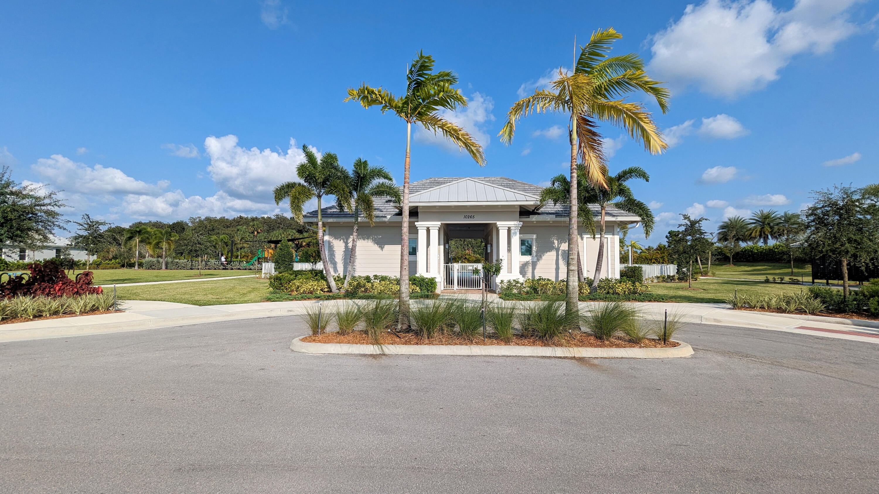 PULTE AT TRADITION PHASE 1 - Residential