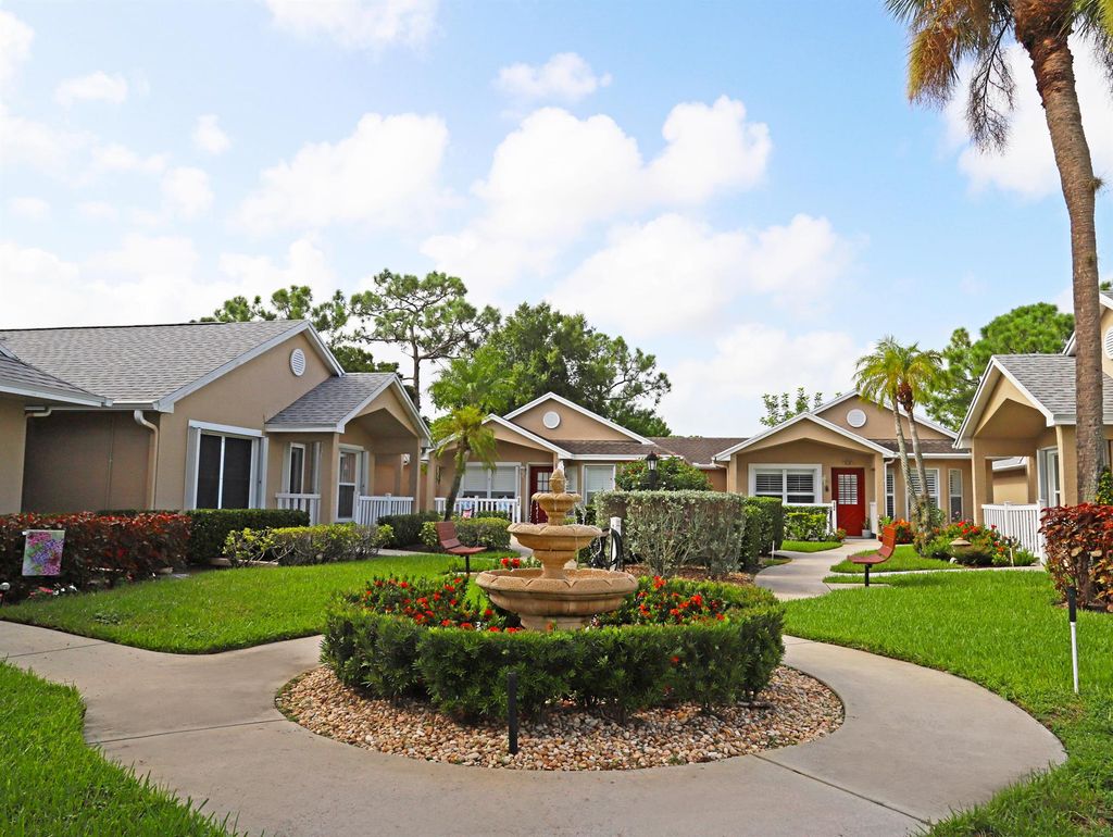 Photo of 544 NW San Remo Circle, Port St Lucie, FL 34986 (MLS # R10914202)