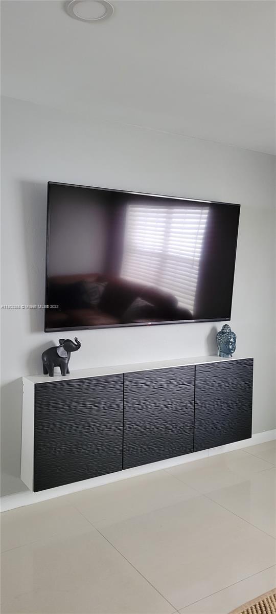 NEWMANS SURVEY - Residential Lease