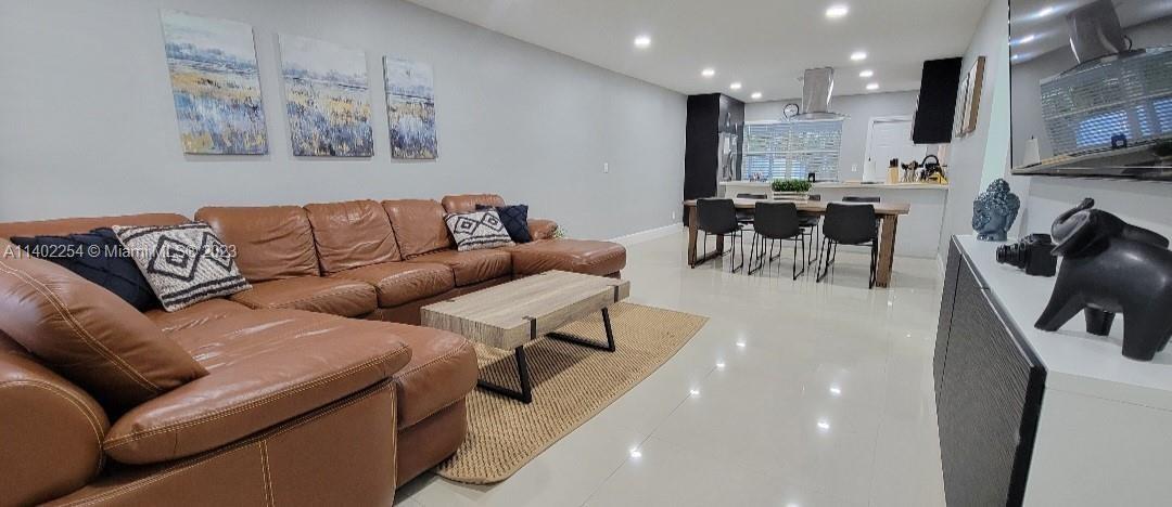 NEWMANS SURVEY - Residential Lease