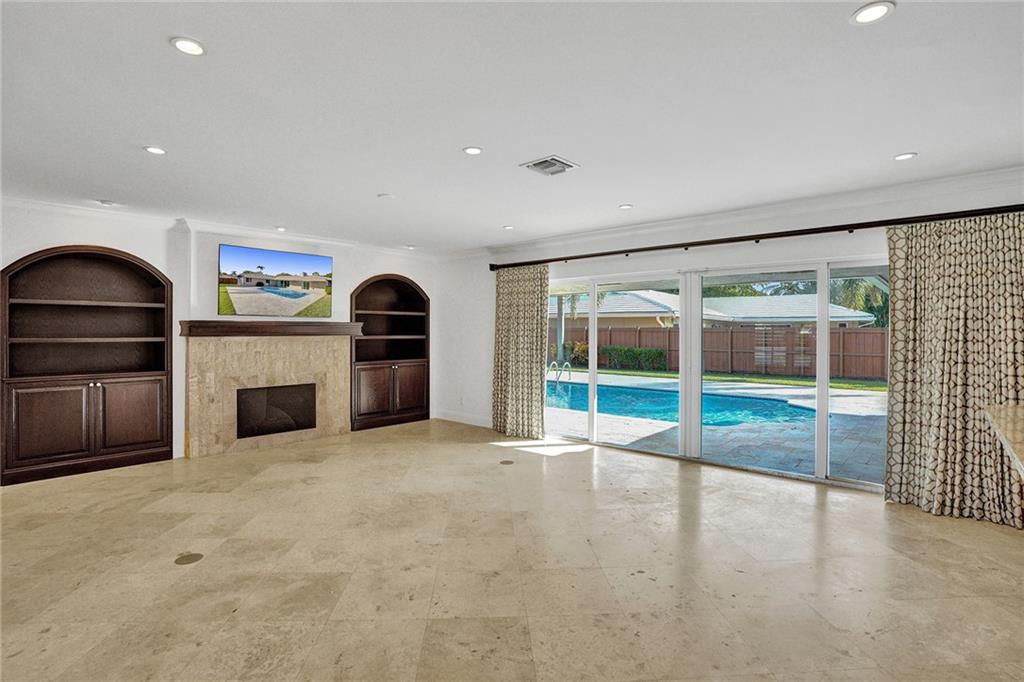 Coral Ridge Country Club - Residential