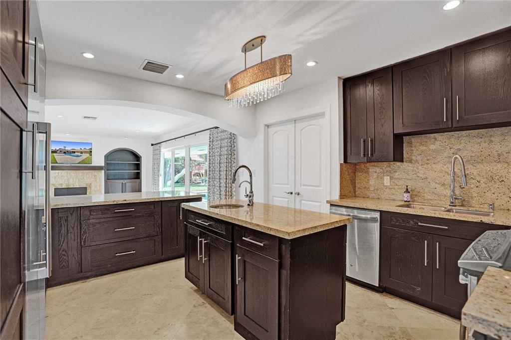 Coral Ridge Country Club - Residential