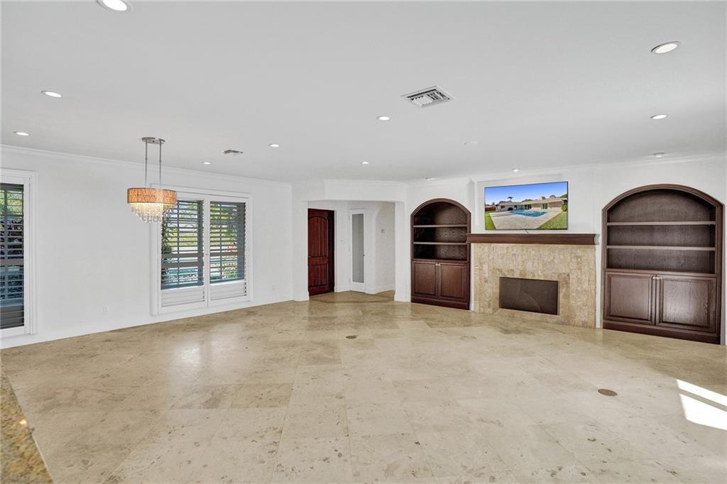 Coral Ridge Country Club - Residential