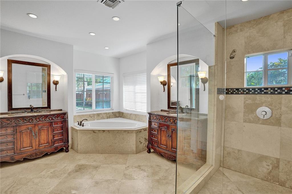 Coral Ridge Country Club - Residential