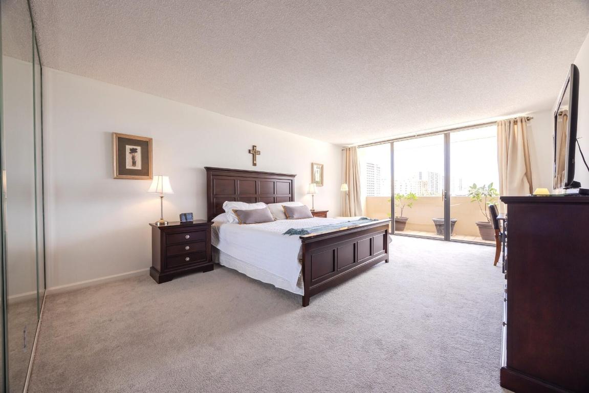 1401 S Ocean Boulevard 503