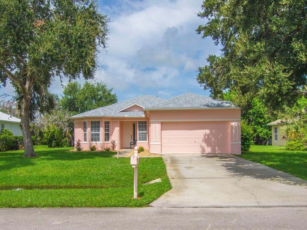 Photo of 4815 47TH Court, Vero Beach, FL 32967 (MLS # B26063781)